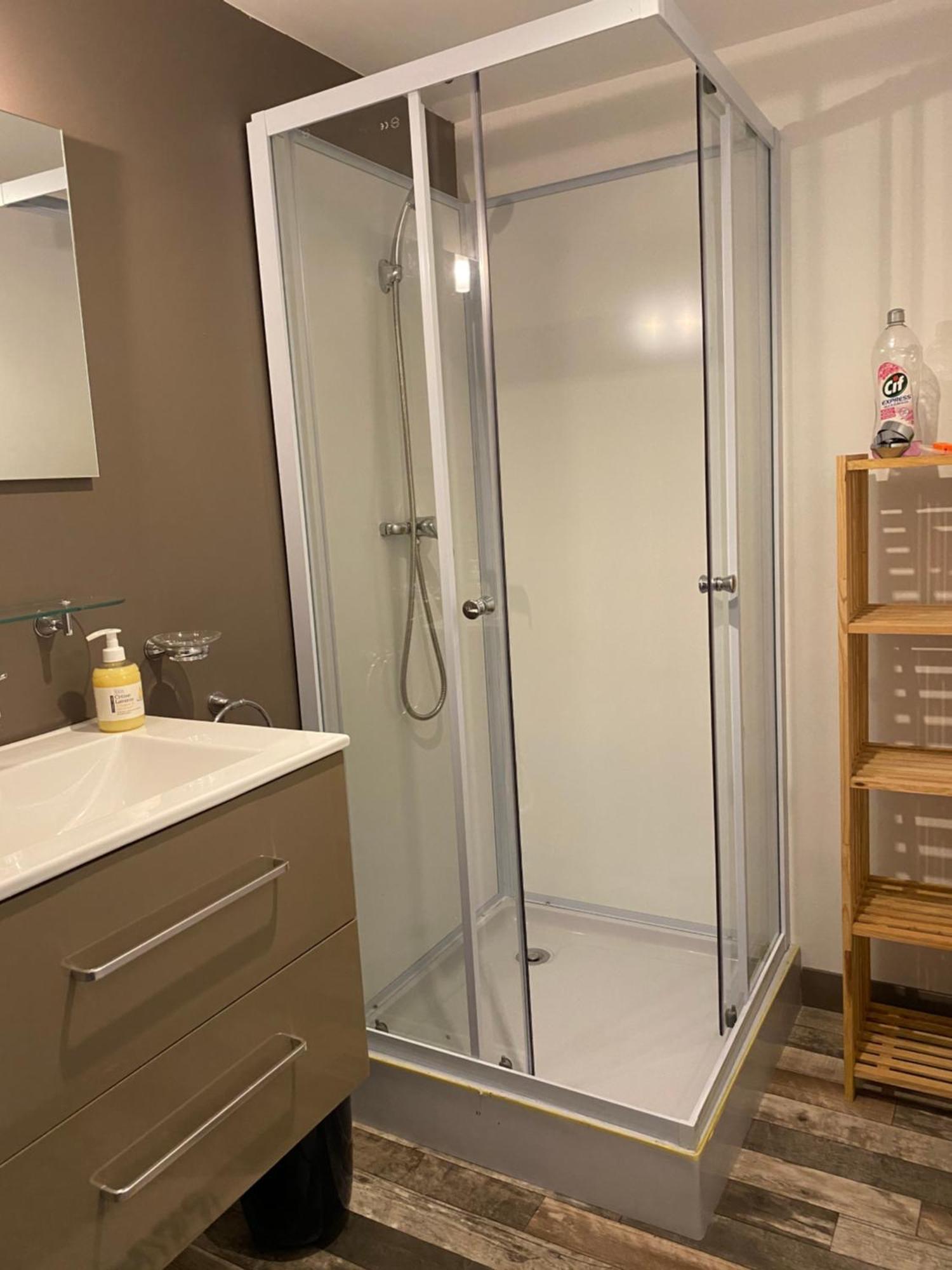 Chambre D'Hotes 2P, Gestion Libre, Espace Piscine Partage Alba-la-Romaine ภายนอก รูปภาพ